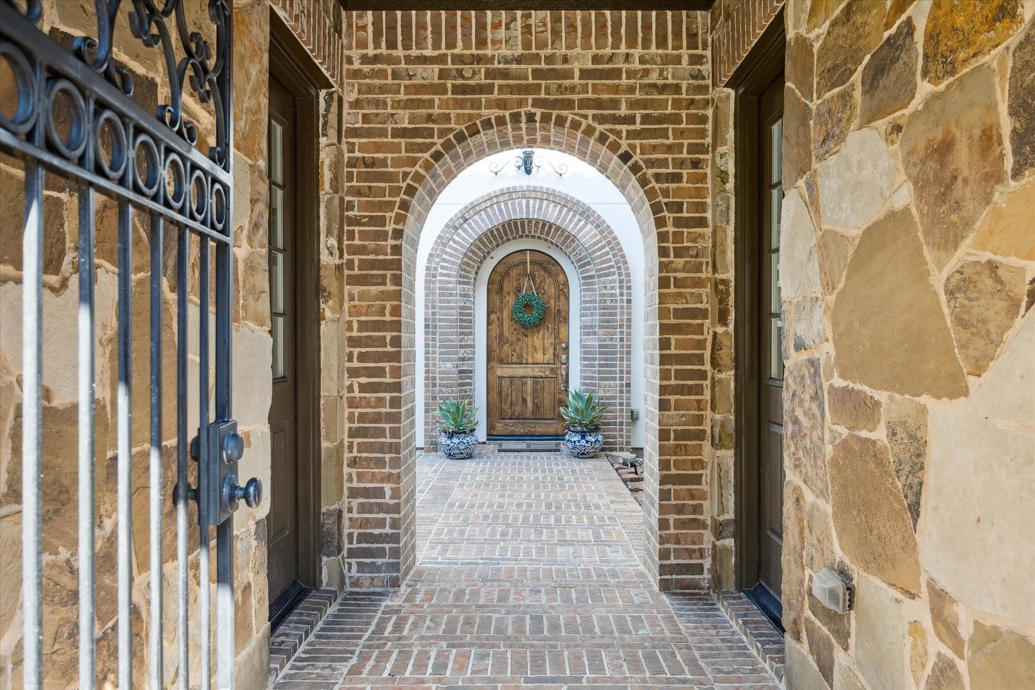 Gallery image 2
