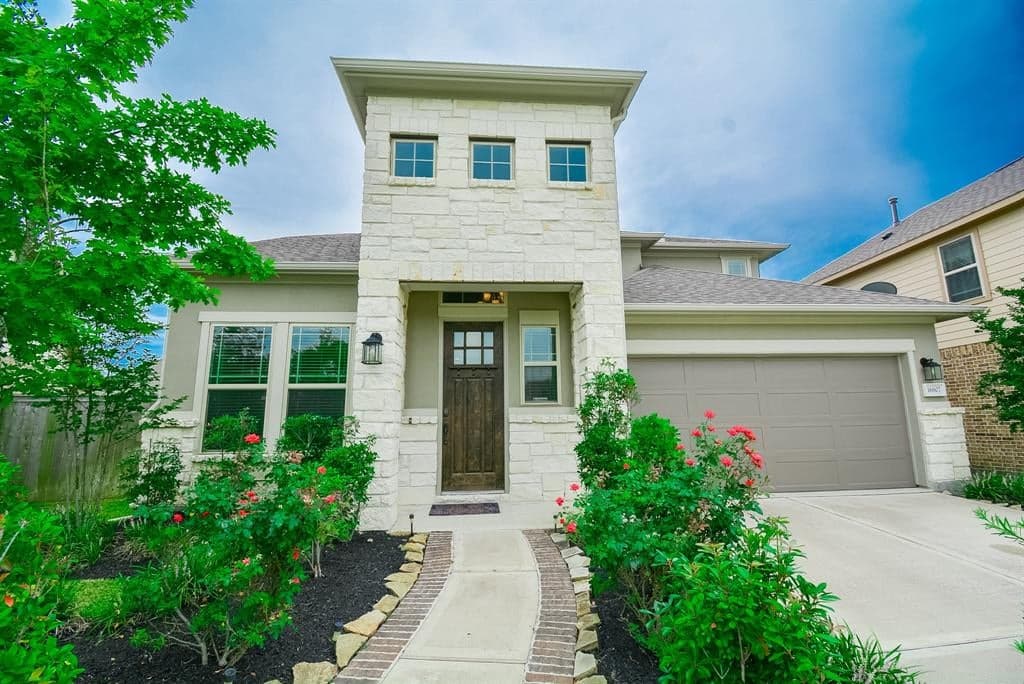 Main property image
