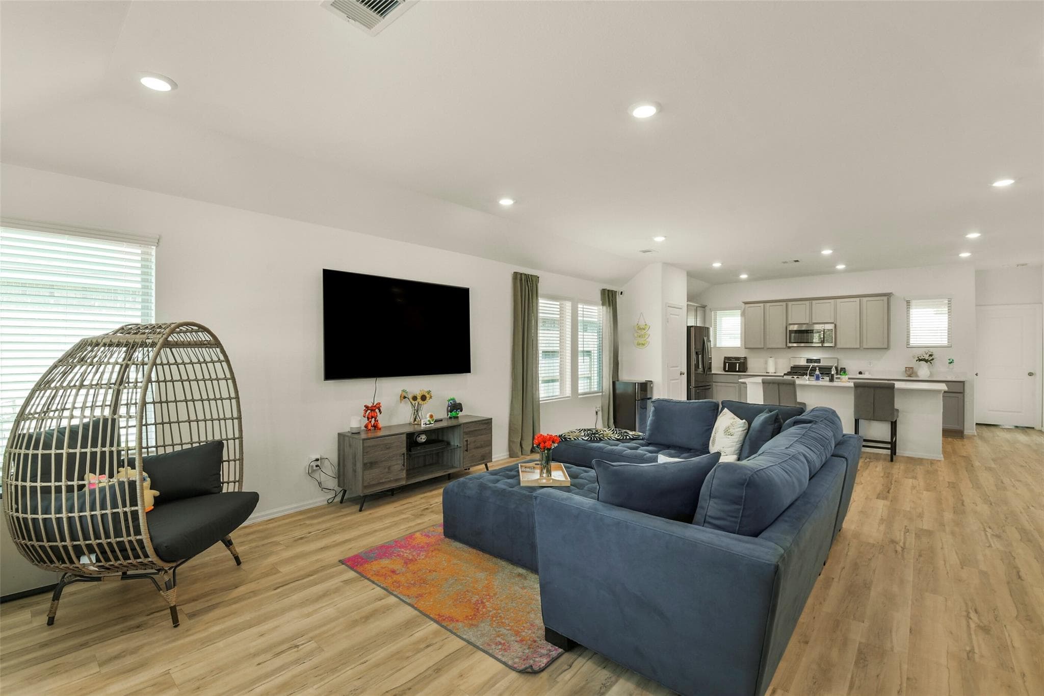 Gallery image 3