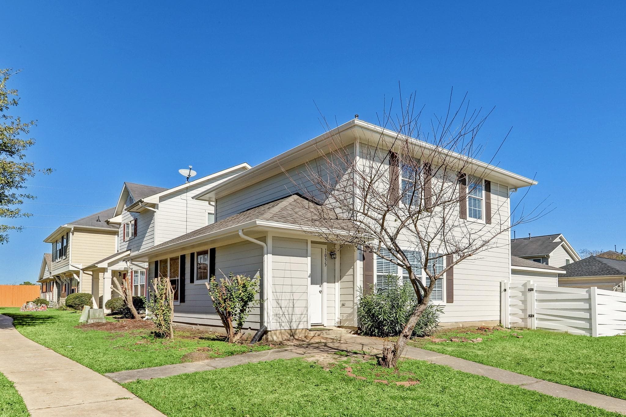 1035 Verde Trails Dr