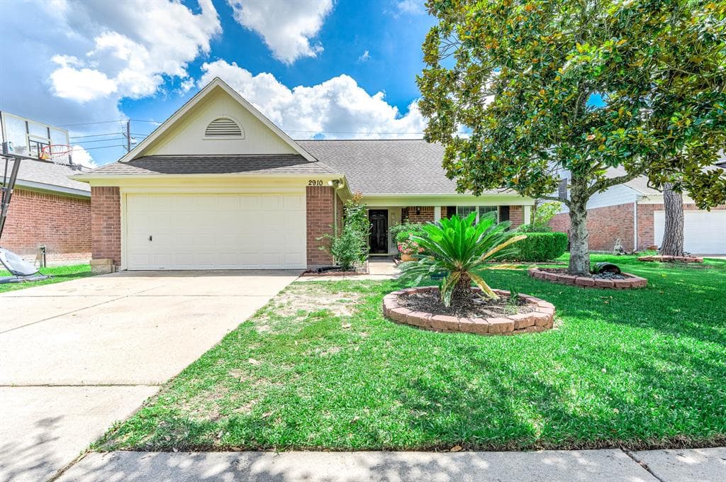 2910 Carrizo Springs Ct