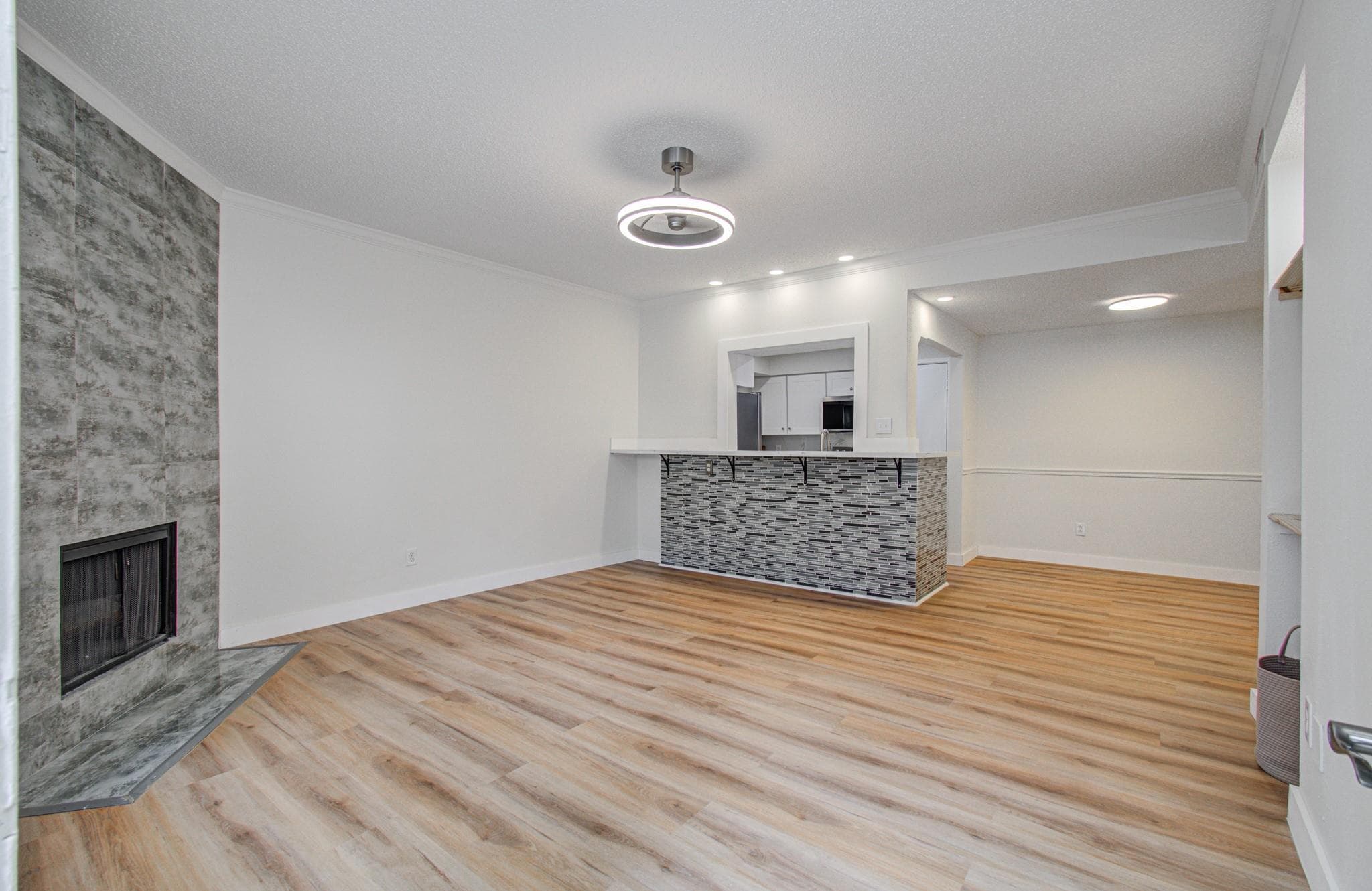 1100 Augusta Dr Apt 35
