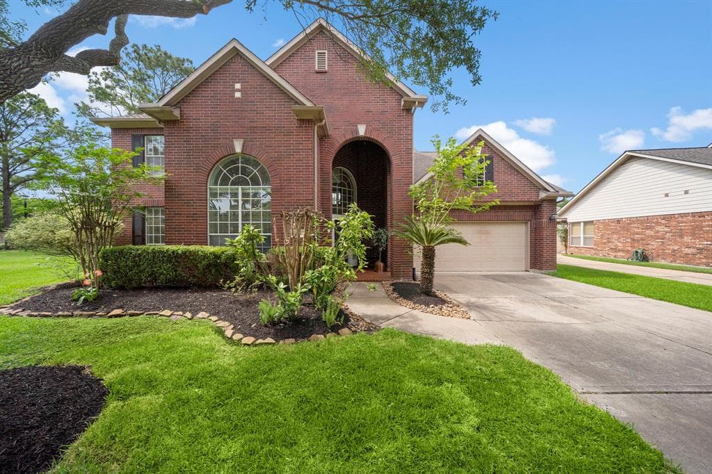 9414 Shadow Gate Ln