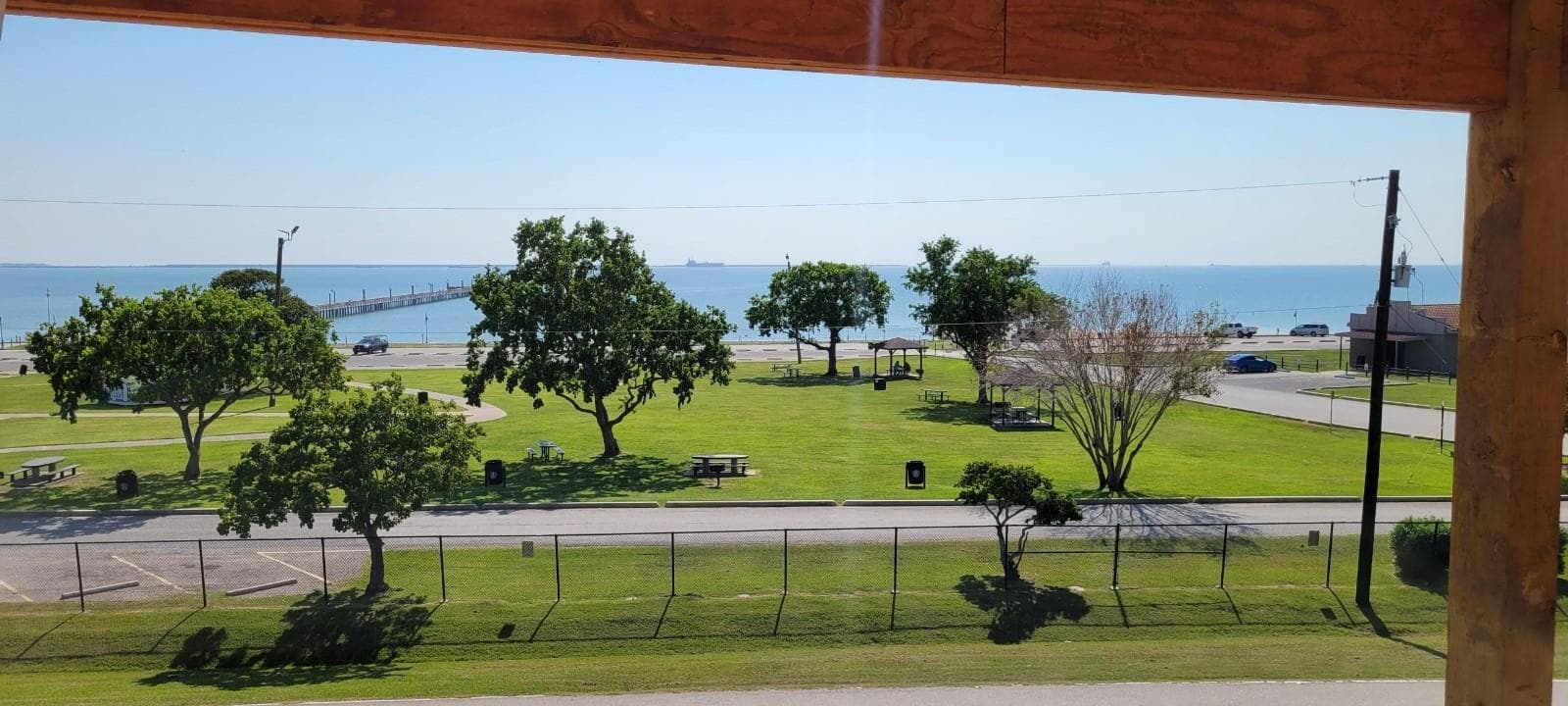 725 Bayshore Dr