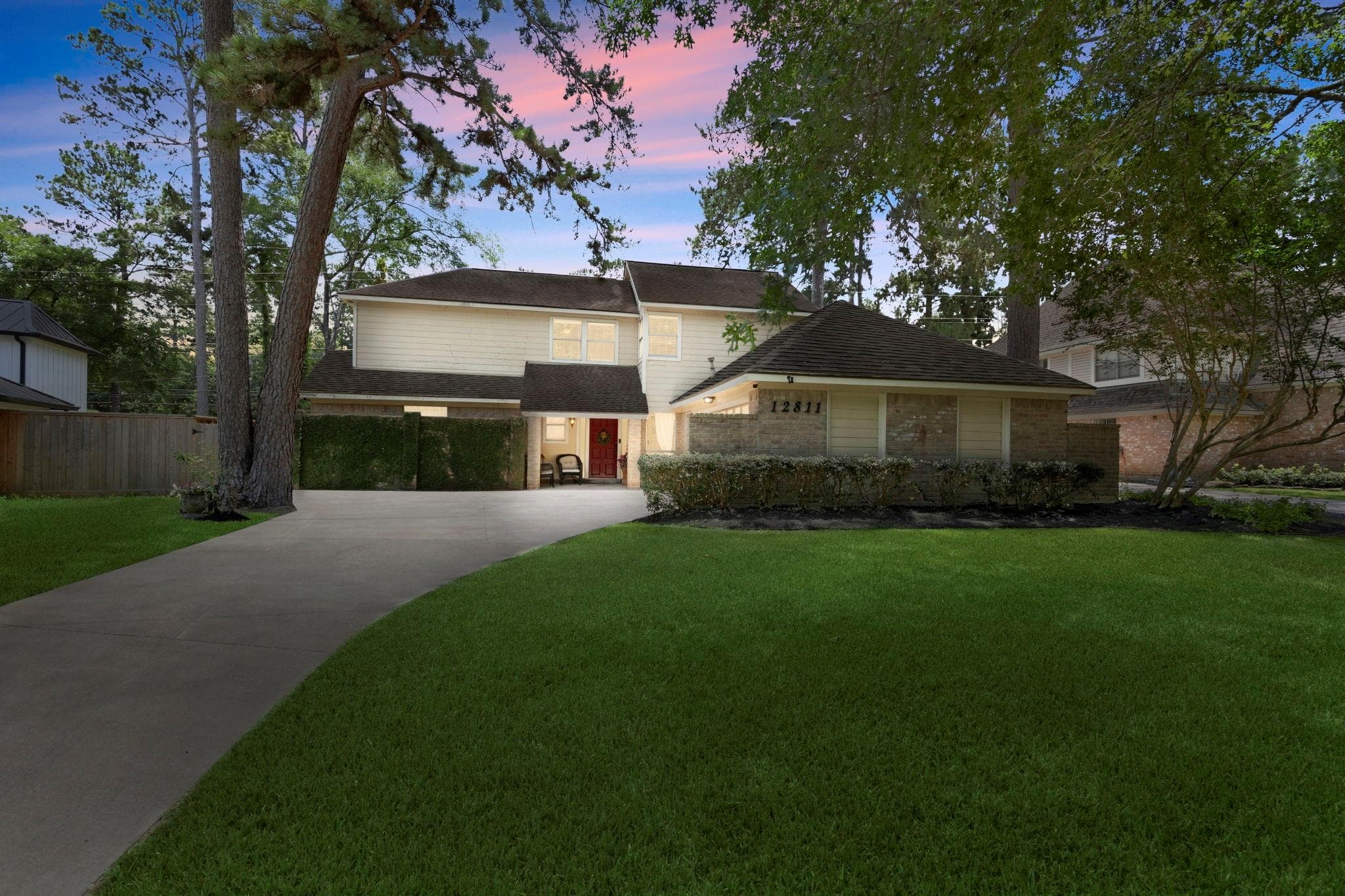 12811 Hunterfield Dr