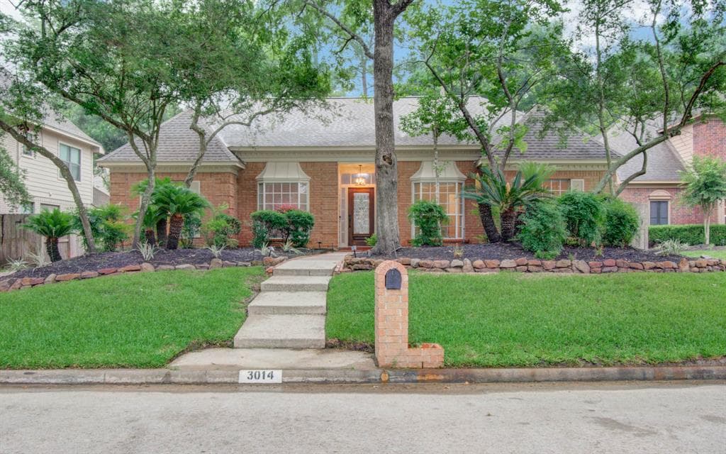 3014 Greenwood Glen Dr