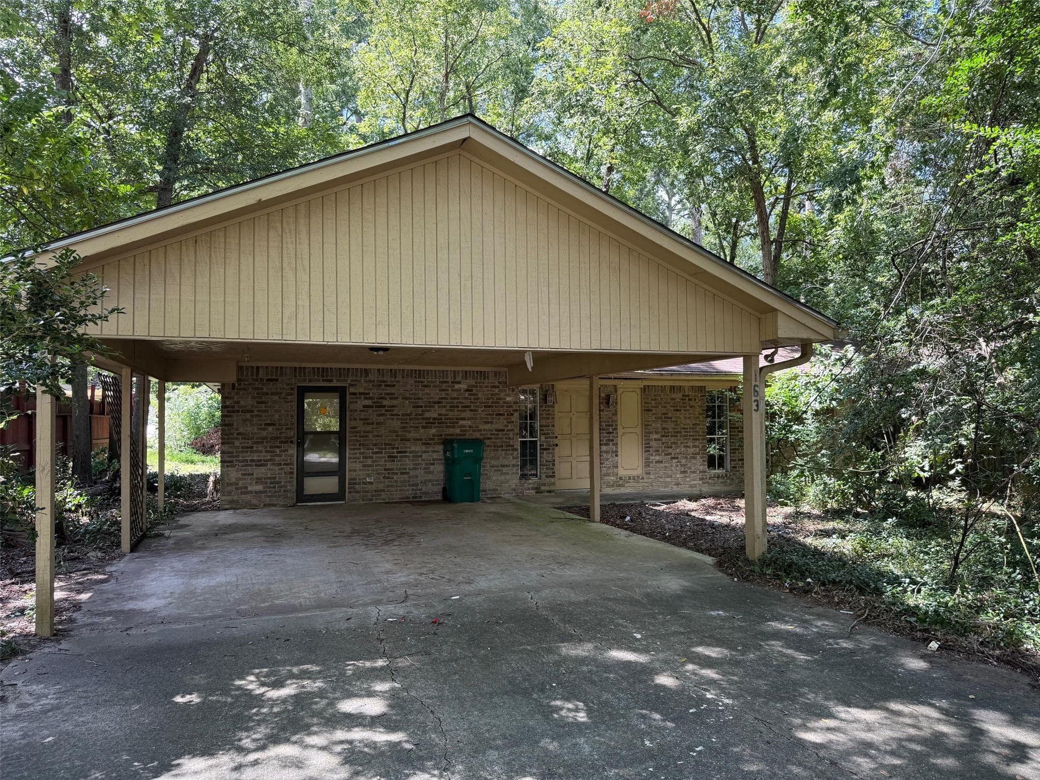 163 Custers Ct