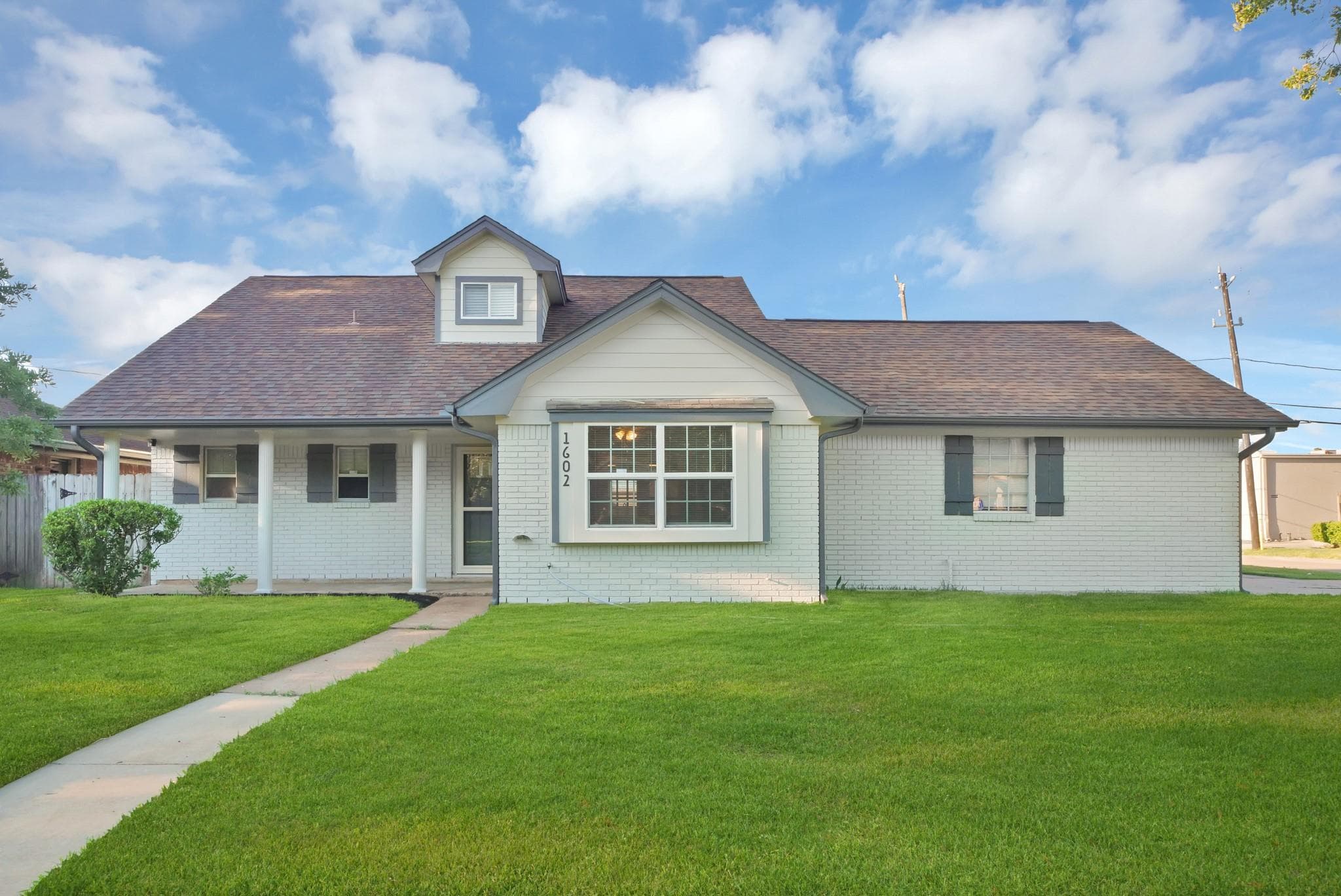 1602 Dabney Dr