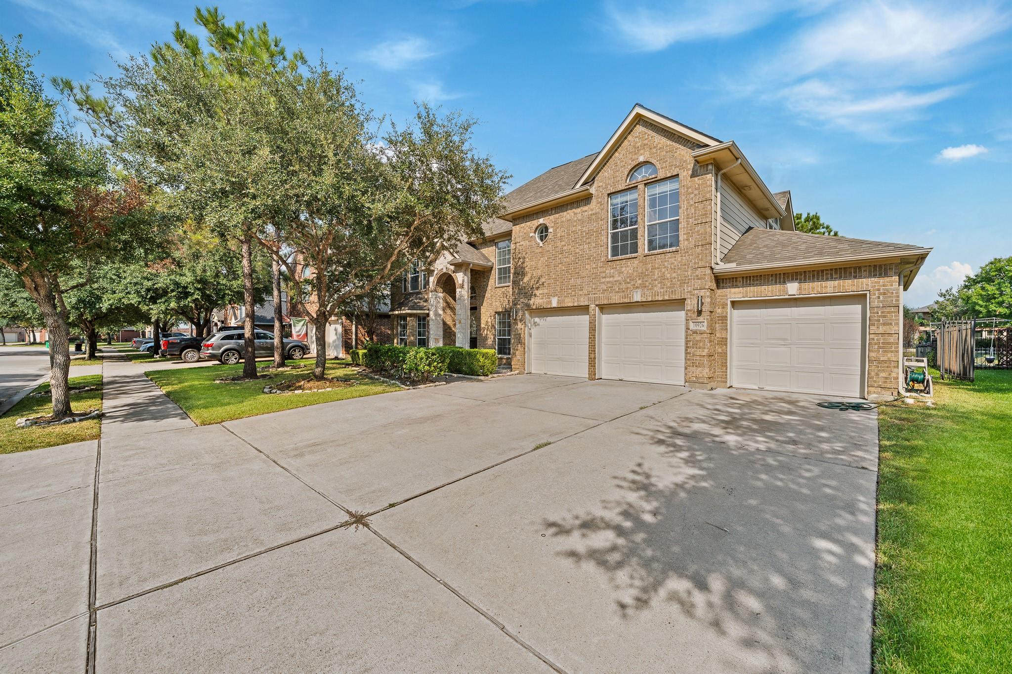 Main property image