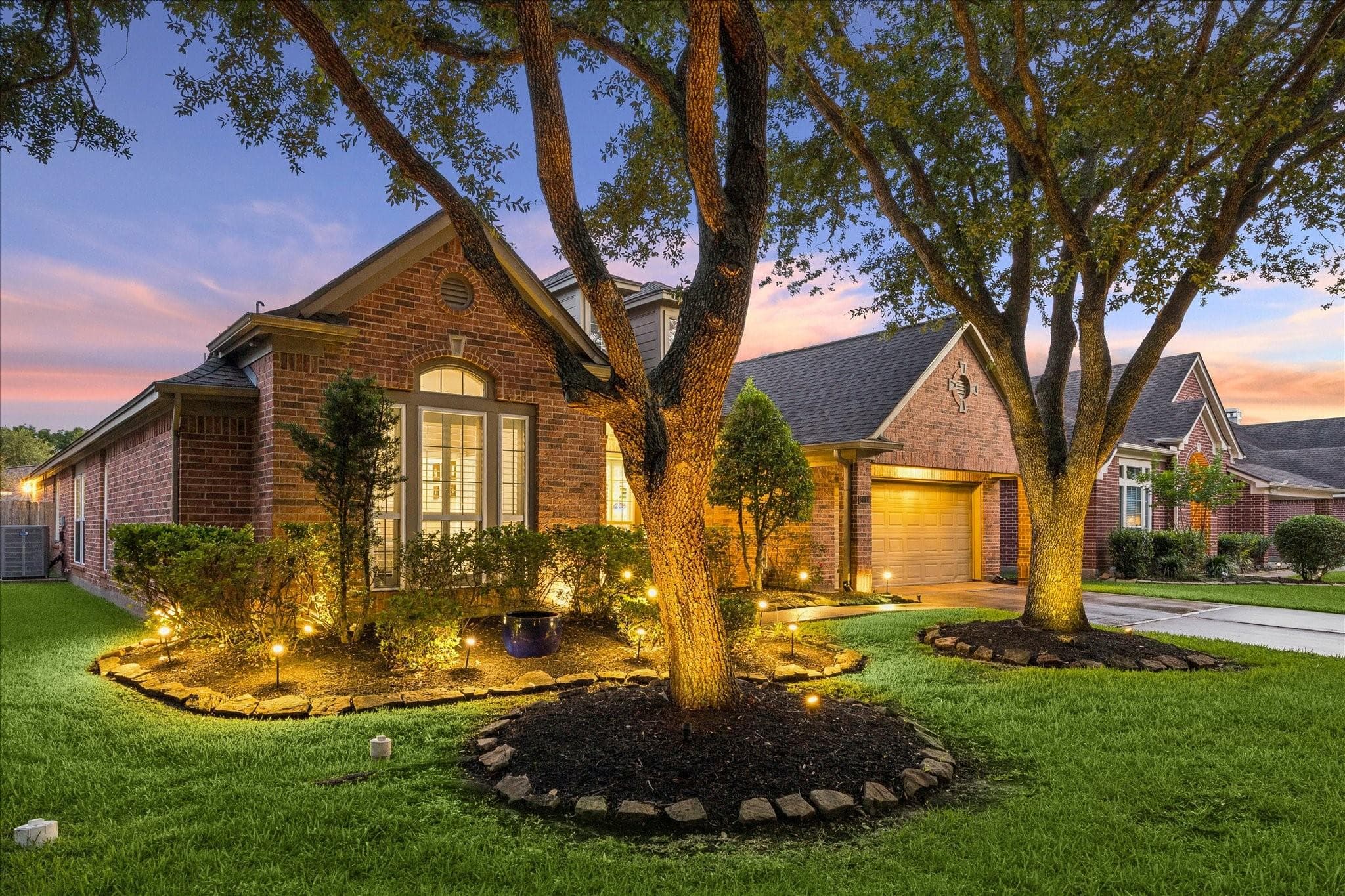3114 Red Maple Dr