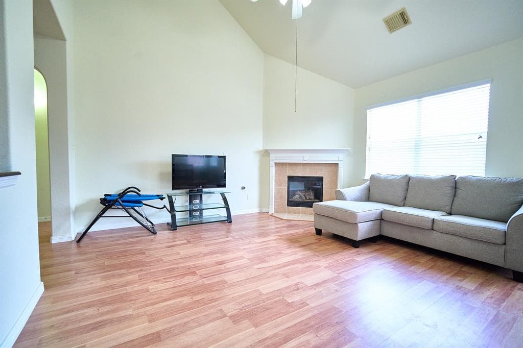 Gallery image 3