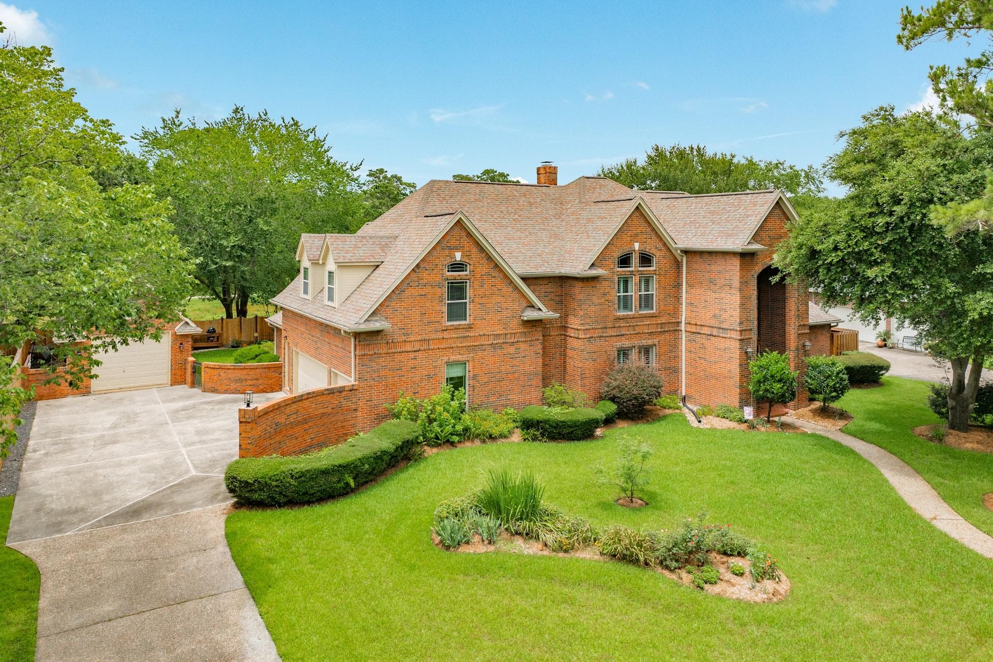 Main property image