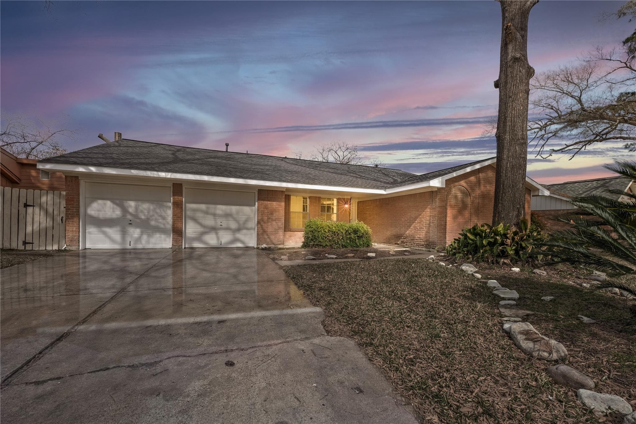 14015 Lantern Ln