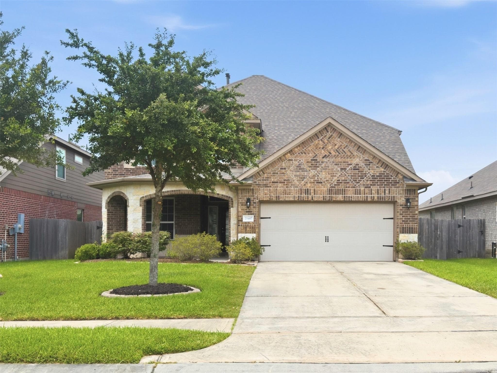 Main property image