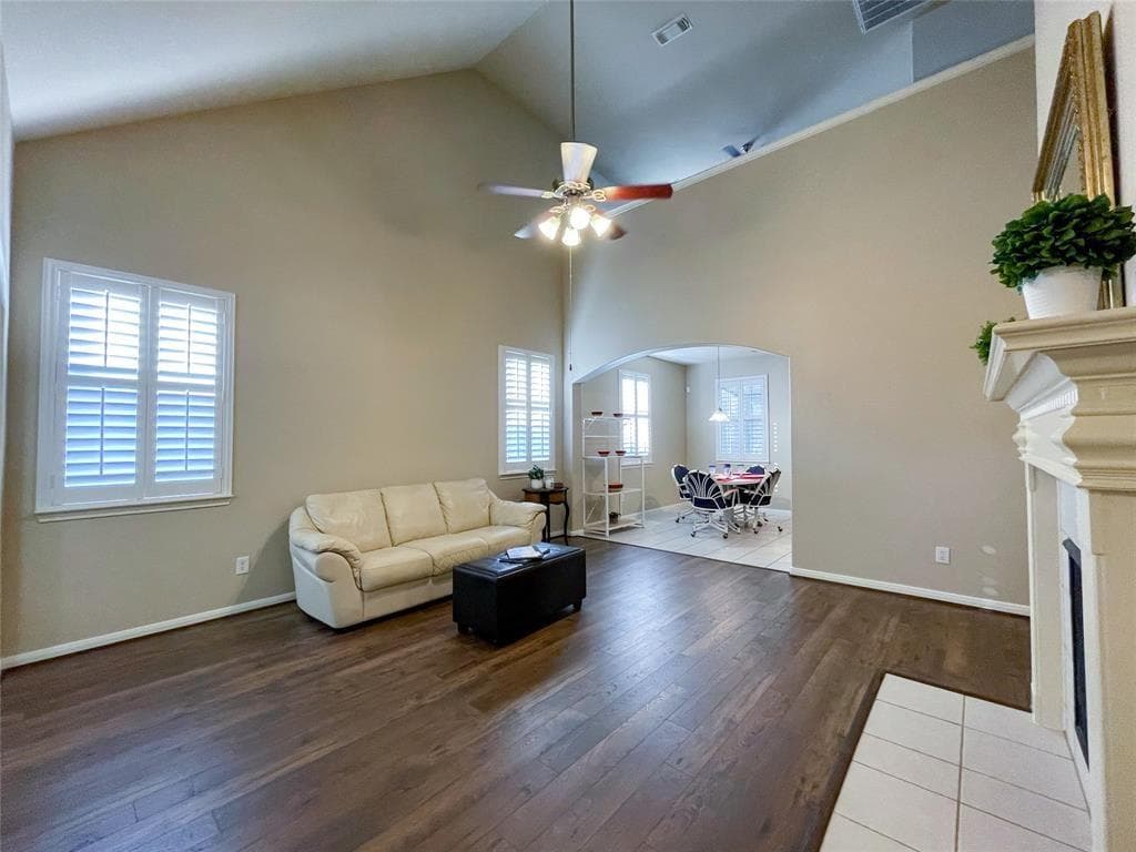 Gallery image 3