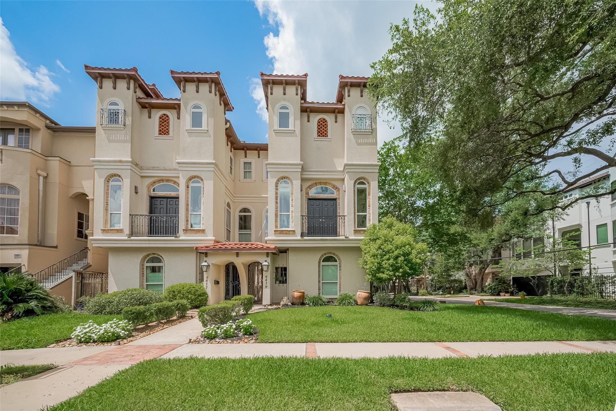 Main property image