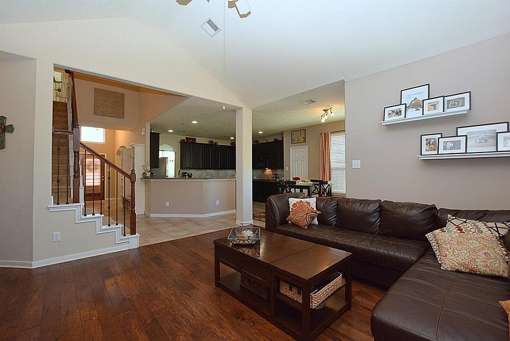 Gallery image 2
