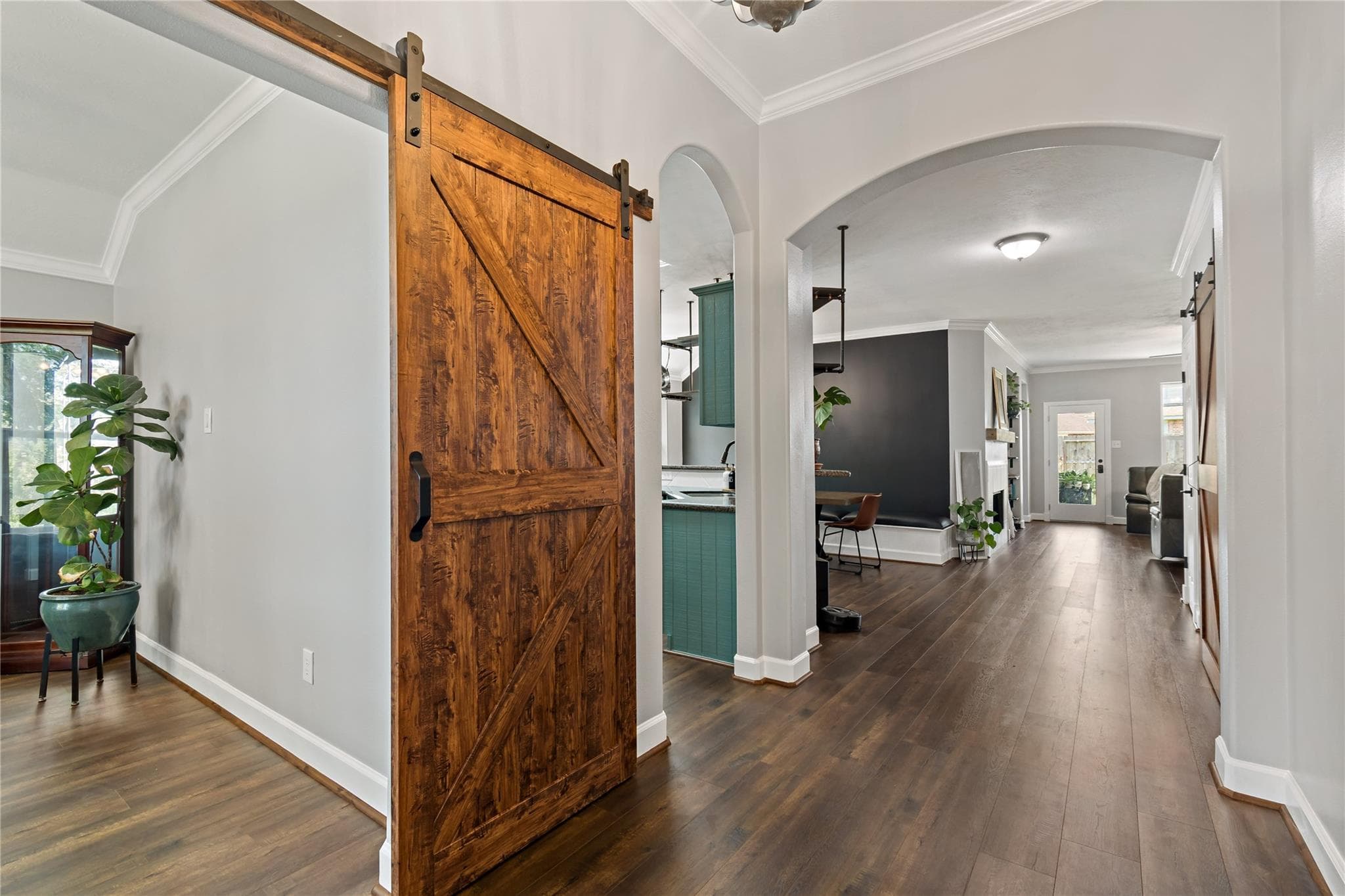 Gallery image 2