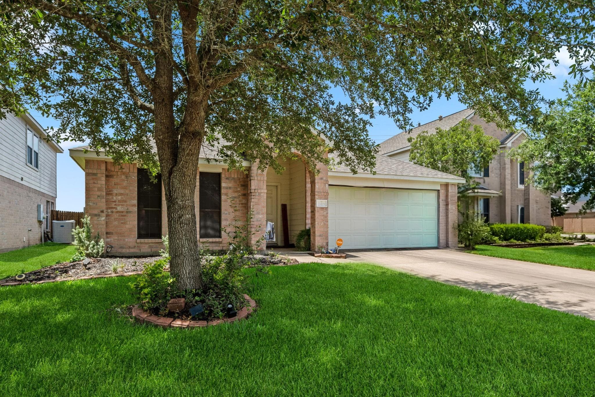 2419 Alcove Foster Ct