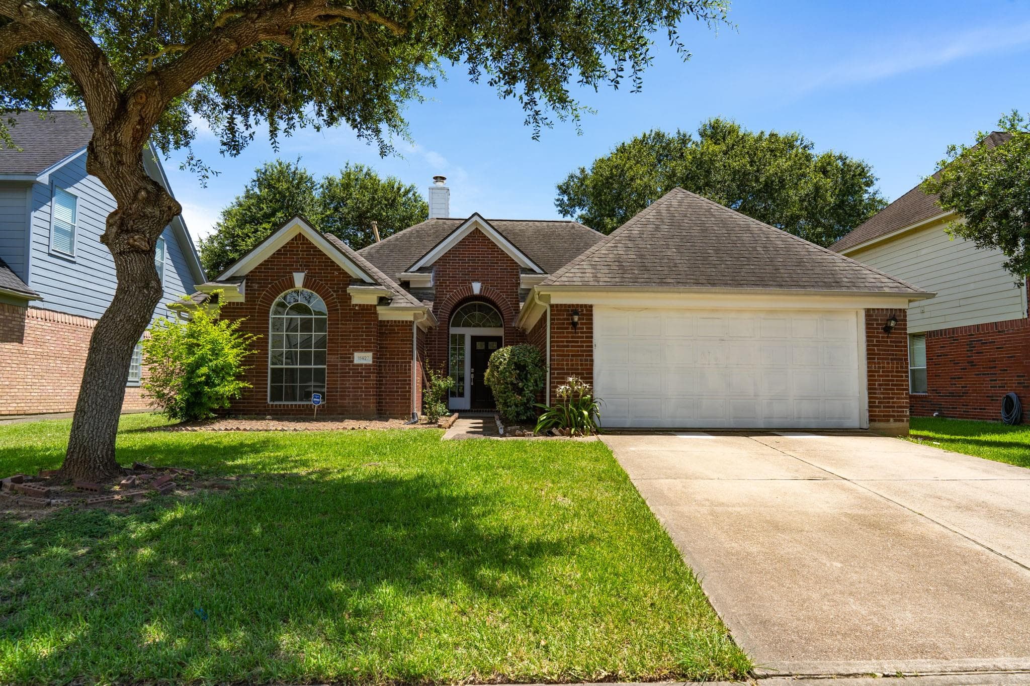 15627 Rosewood Hill Ct
