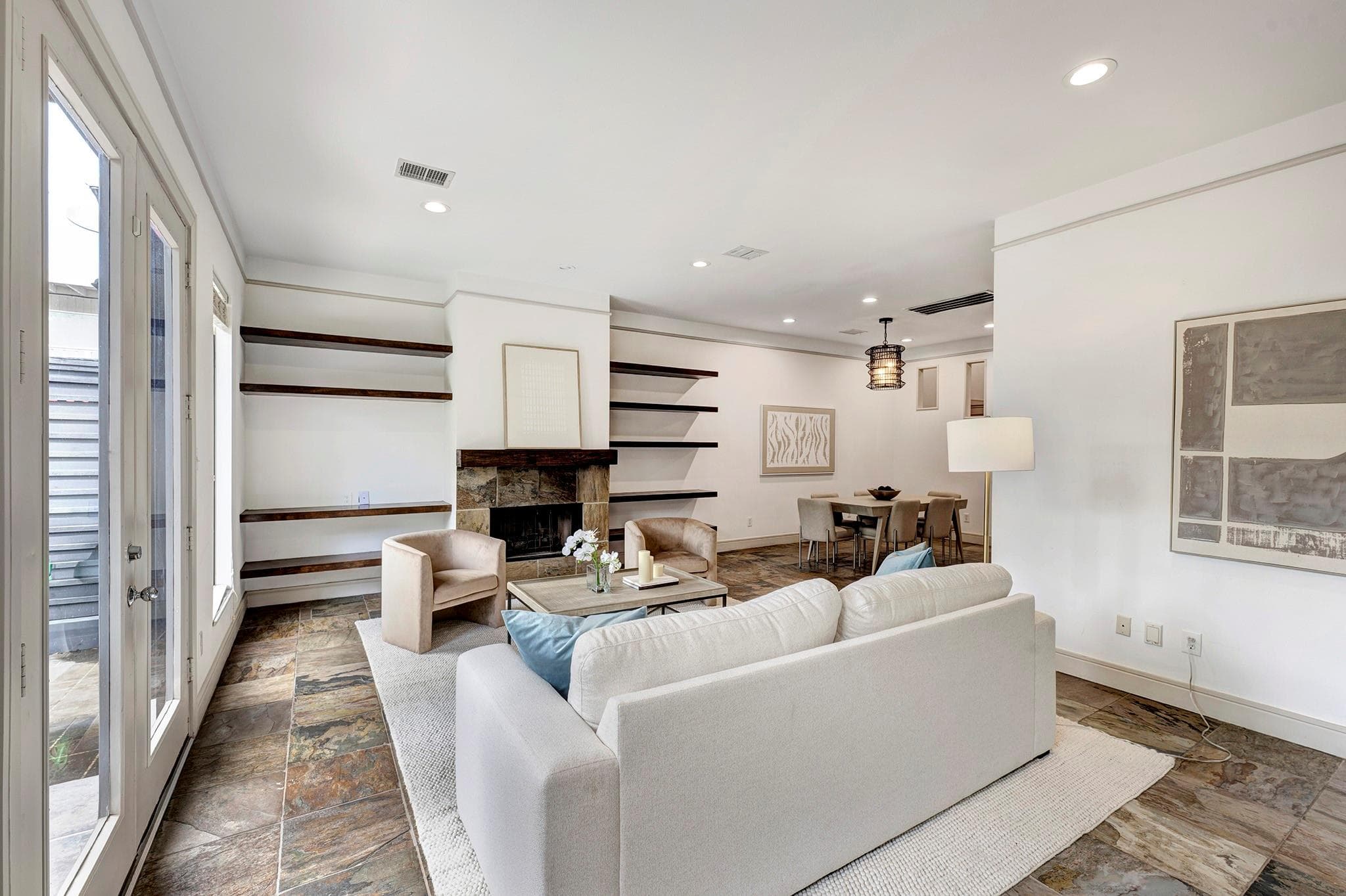 Gallery image 3