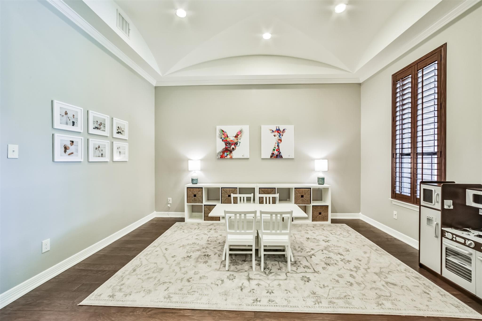 Gallery image 4