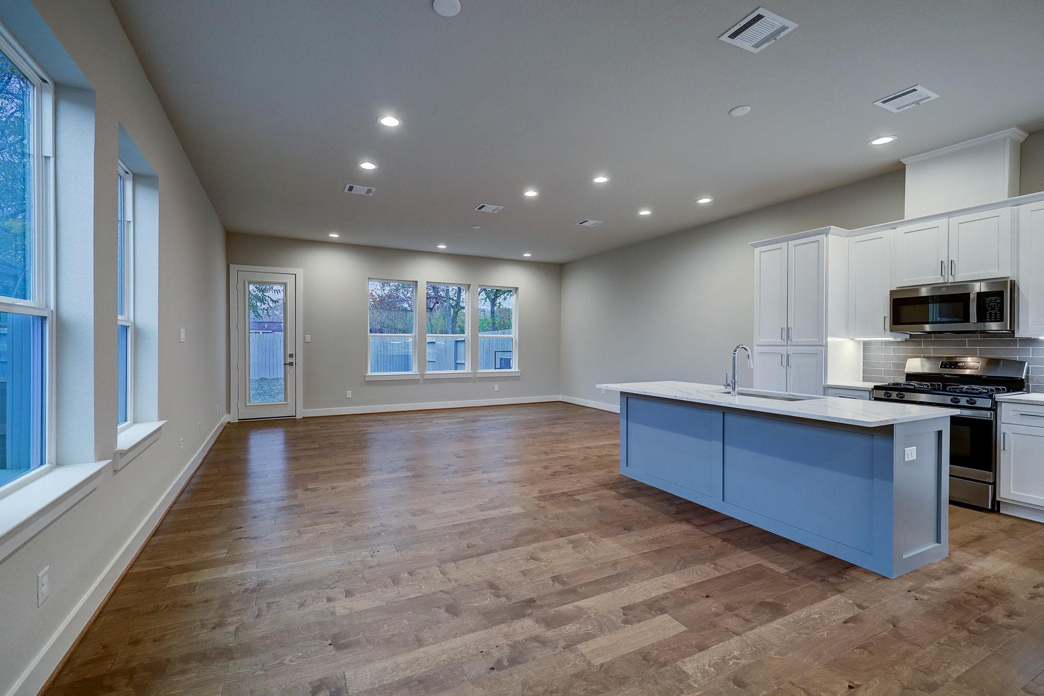Gallery image 3