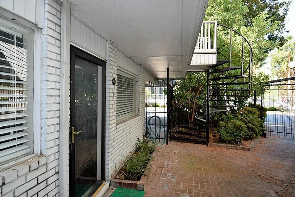Gallery image 3