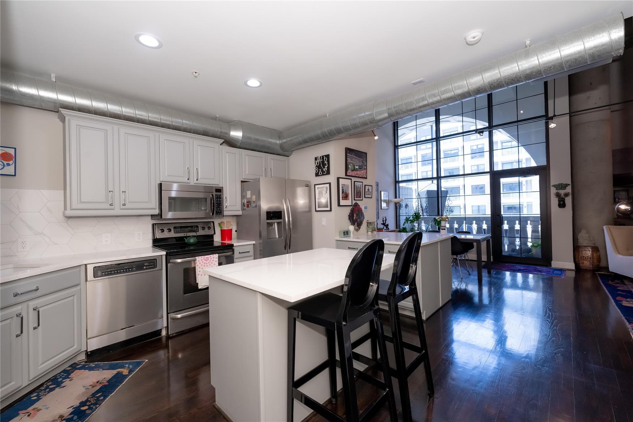 1005 S Shepherd Dr Apt 418