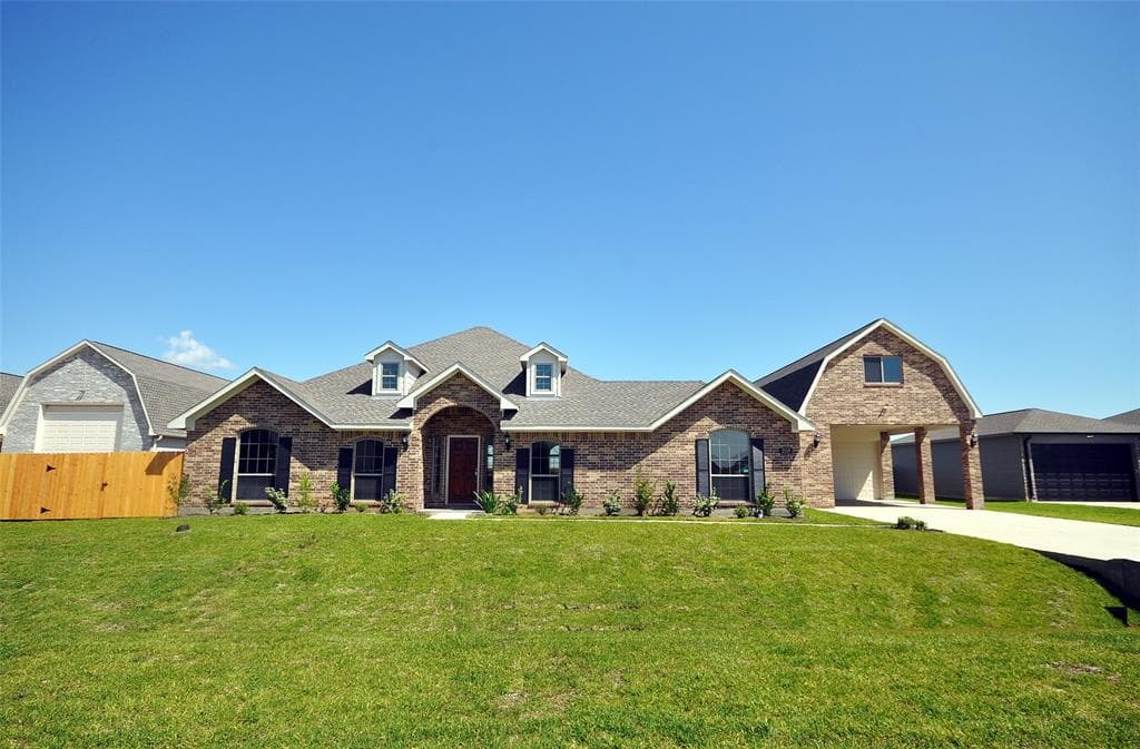 2110 Ninos Dr