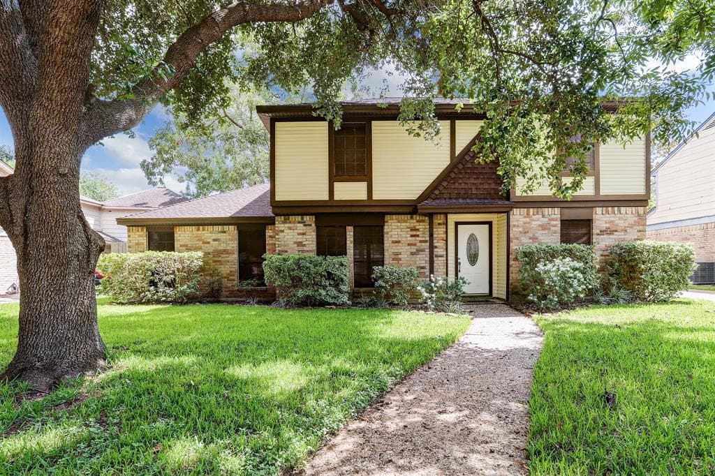 4023 Chapel Square Dr