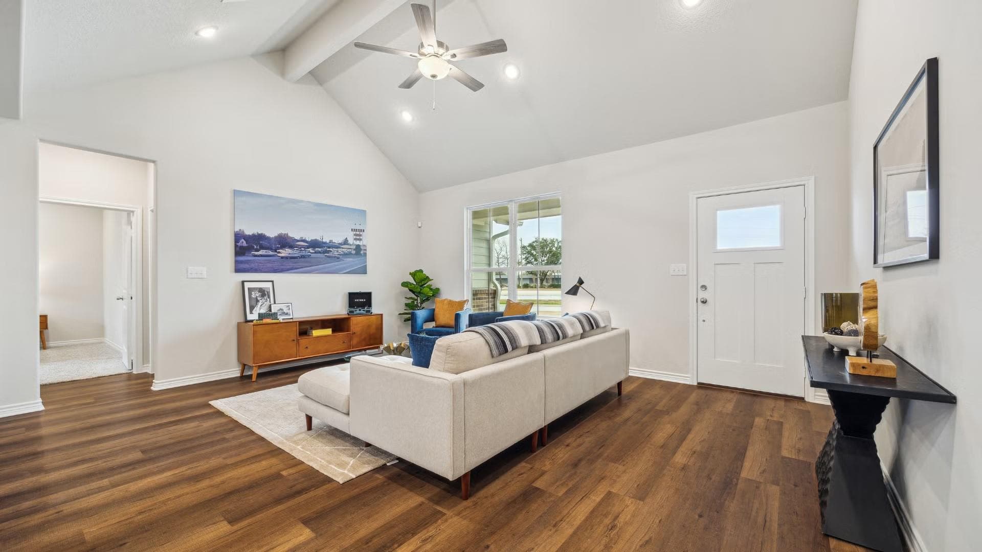 Gallery image 3