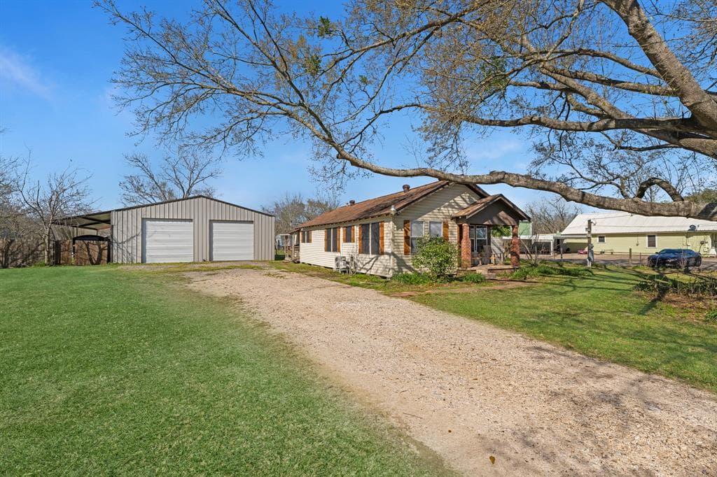 716 Jones Rd