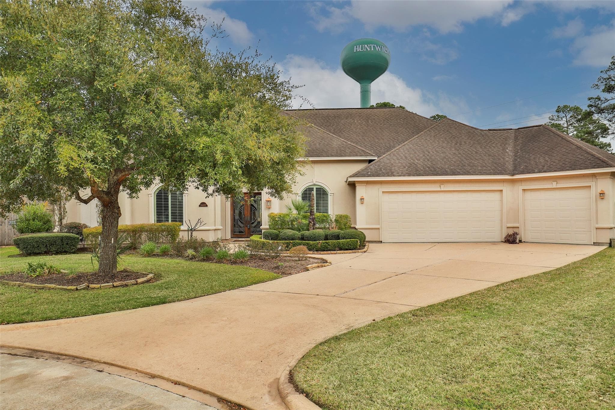 5403 Chapel Brook Dr