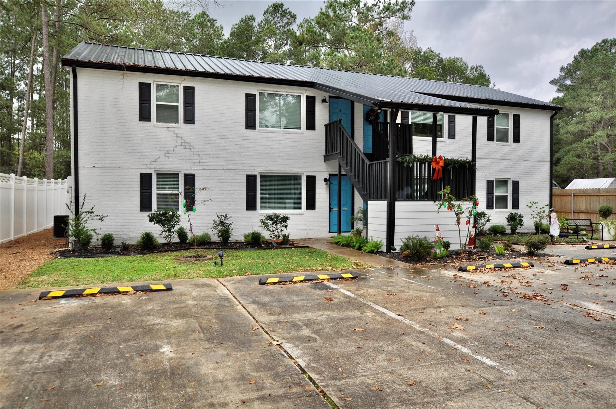 Main property image