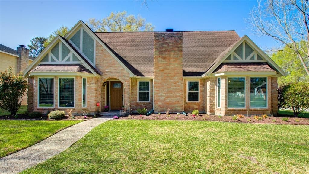 7902 Litchfield Ln