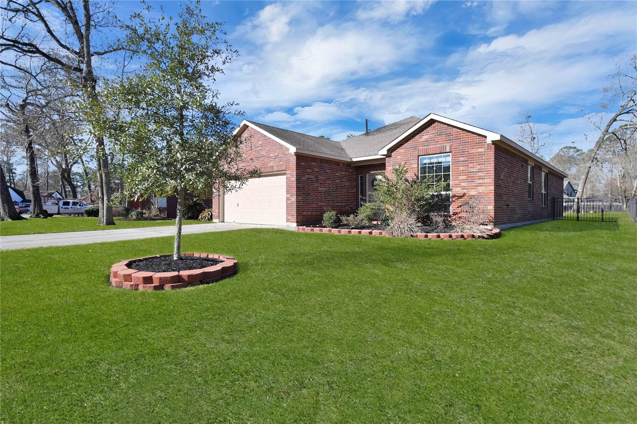 16019 Dunes Dr