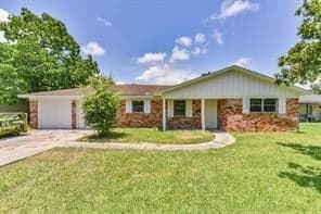 610 Inwood Dr