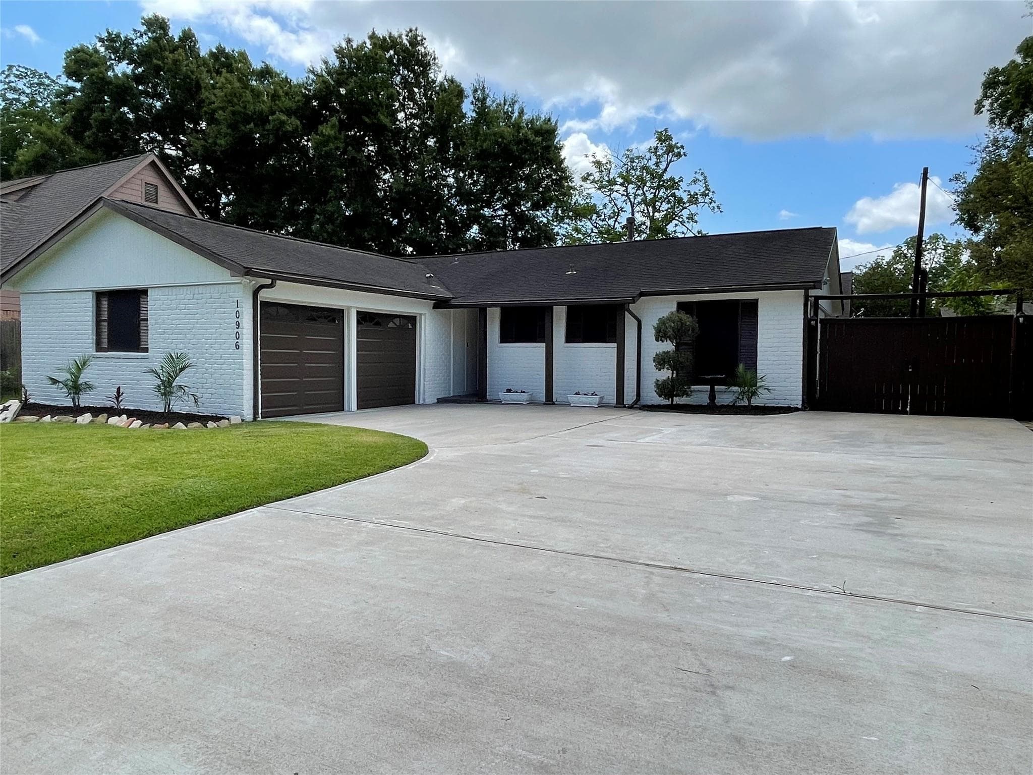10906 Sageleaf Ln