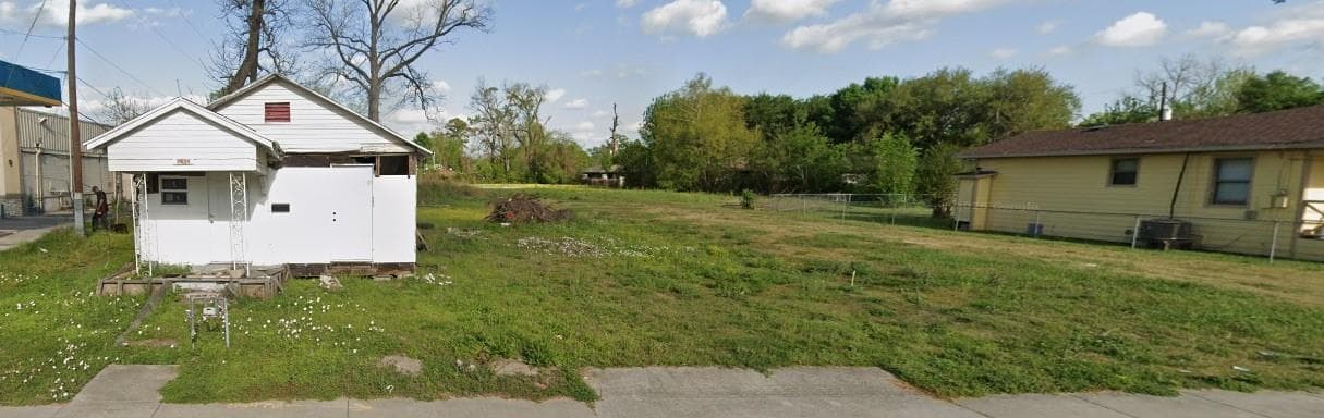 8006 Lockwood Dr