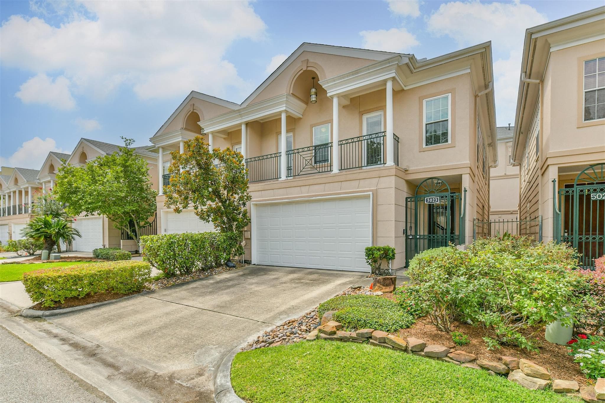 Main property image