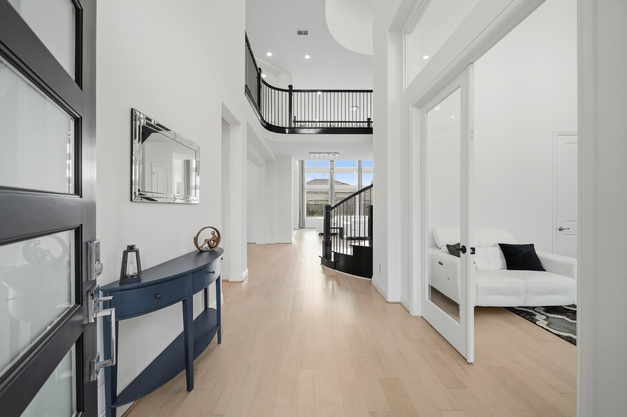 Gallery image 3