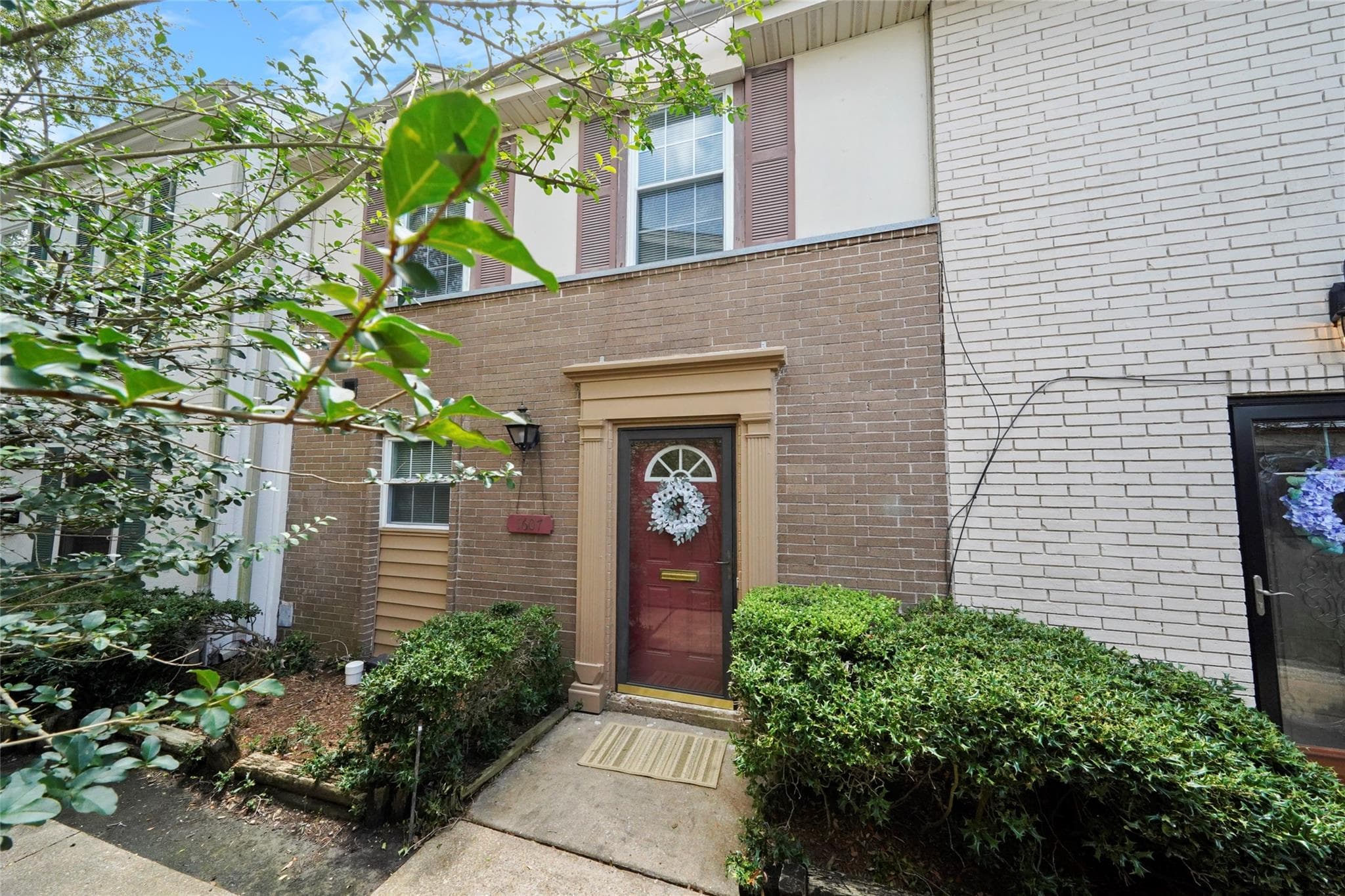 1607 San Sebastian Ln