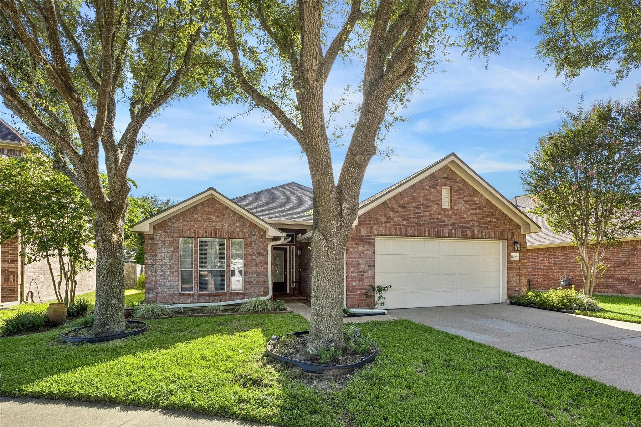 11307 Sandermeyer Dr
