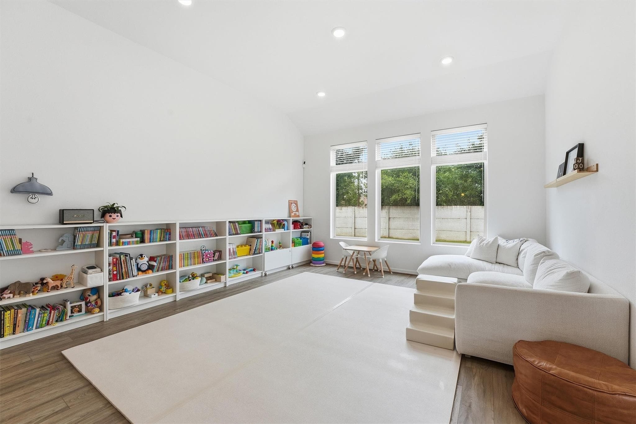 Gallery image 2