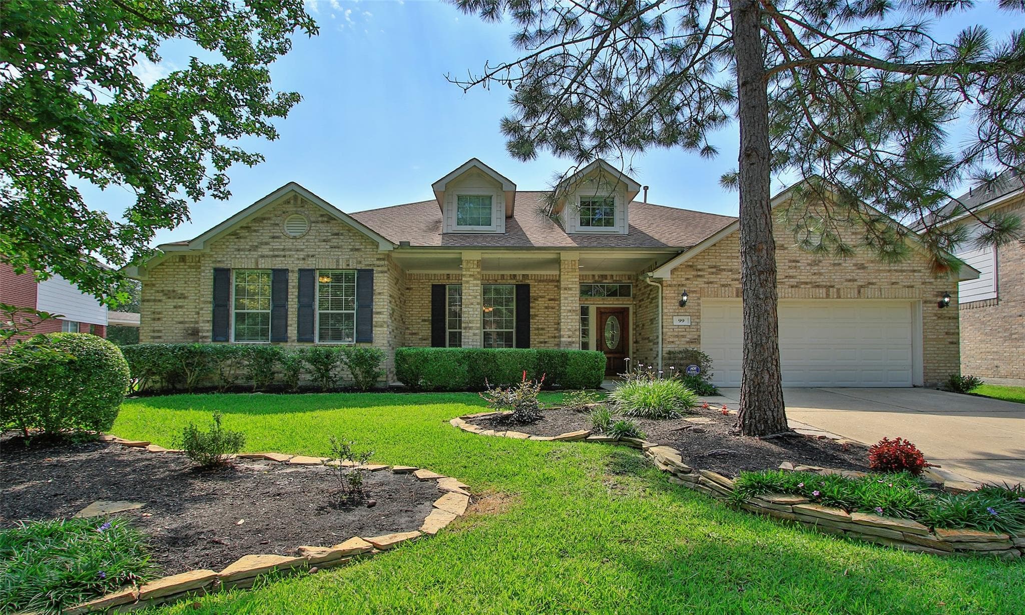 Main property image