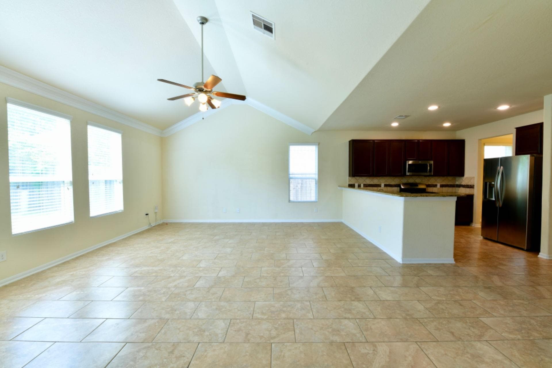 3323 Coopers Ridge Way