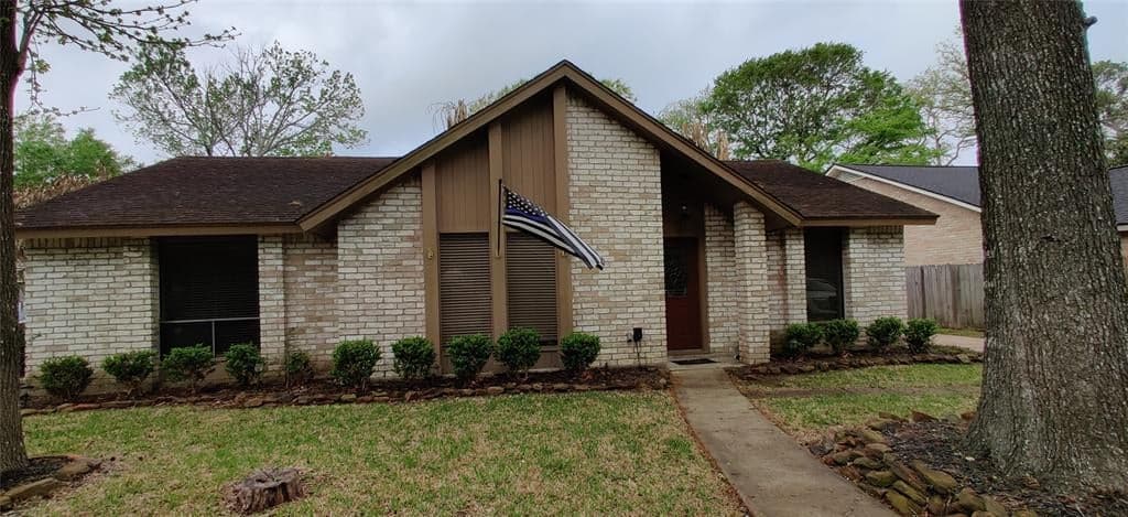 4027 Cedar Forest Dr