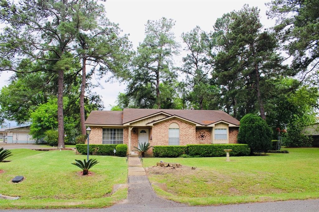 11203 Timber Crest Dr