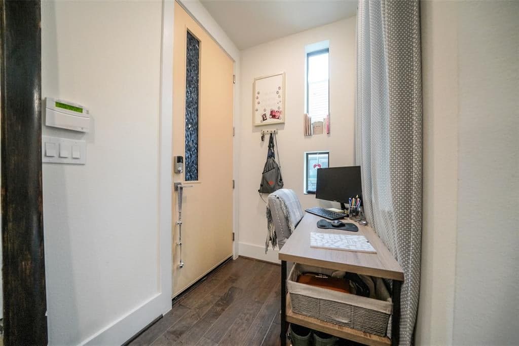 Gallery image 3